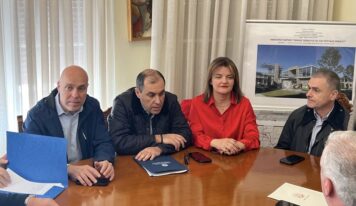 Μέτρα για την ανακούφιση των πληγέντων από τον σεισμό στην Ήπειρο ανακοίνωσε ο υφυπουργός Κώστας Κατσαφάδος