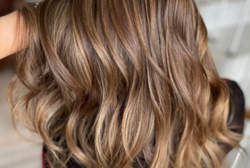 Οι τάσεις στα μαλλιά που σου χαρίζουν όγκο και φυσικότητα