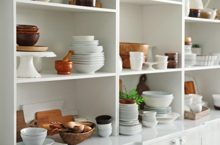 Από την ακαταστασία στην οργάνωση: πρακτικές ιδέες για περισσότερο χώρο στο σπίτι